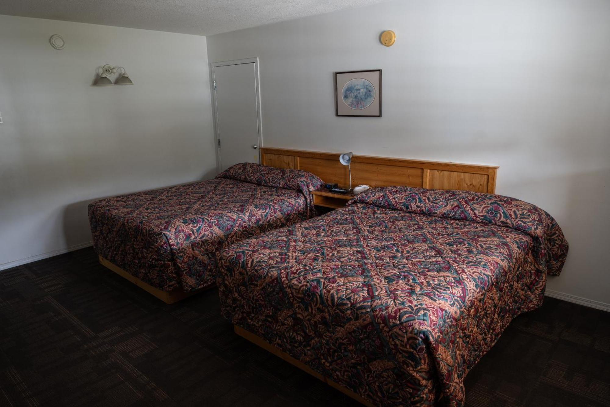 Bonanza Gold Motel Dawson City Buitenkant foto